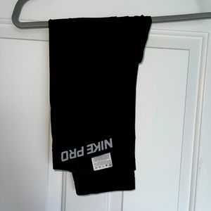 Nike Pro Cropped Leggings